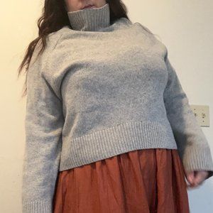 Cozy jumper with turtleneck